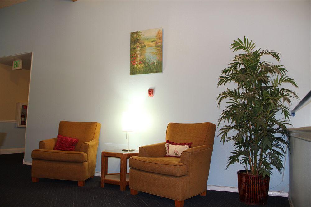 Hotel Marina / Seatac 2*